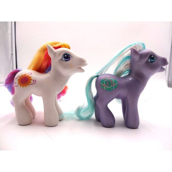 My Little Pony Razzaroo‎ purple present and Sunny Daze 2002 - Picture 5 of 15
